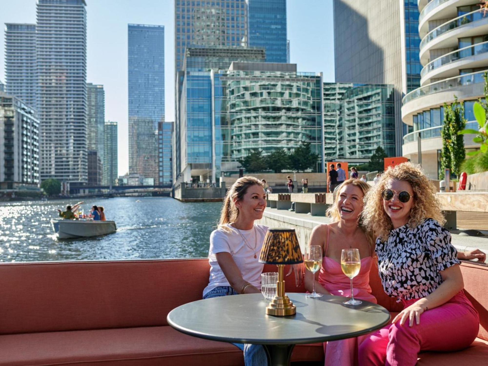 Stylish Canary Wharf Apt, Corporates And Tourists London Eksteriør billede